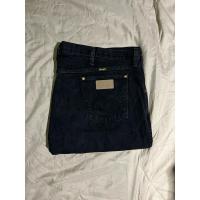ราคา กางเกงยีนส์ wrangler made in maxico สีดำ เอว 46 นิ้ว. (26556023287)
