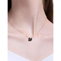 ราคา สินค้าพร้อมส่ง ของแท้ สร้อยคอ Swarovski สร้อยคอSwarovski หงส์ดำเล็ก สีโรสโกลด์ ของแท้จากShop king power (19089716994)