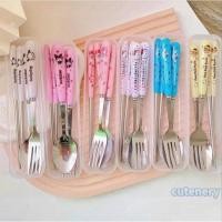 ราคา Cutenerช้อน ส้อม ตะเกียบ ชุด 3 ชิ้น ชุดช้อนส้อม ช้อนเด็ก วัสดุสแตนเลส มี น่ารัก สำหรับเด็กลายการ์ตูน พร้อมกล่อง (41801927752)