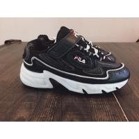 ราคา FILA size 19 cm พื้นเต็มมาก สภาพดีค่ะ#รองเท้ามือสองของแท้ % (4858982884)