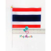 ราคา ธงชาติไทยแบบมือถือ 13.5 x 20 cm ธง ธงไทย ธงชาติไทย ธงไทยมือถือ ธงชาติไทยมือถือ ธงชาติไทยขนาดเล็ก Thai Hand Waver Flag (43251142591)
