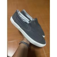 ราคา SHOOPEN สีเทาเข้ม ไซร้ 39/26 มือสองของแท้ (43573397480)