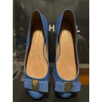 ราคา รองเท้าคัชชู Ferragamo shoes size 37 สีน้ำเงิน ส่งฟรี (26458089354)