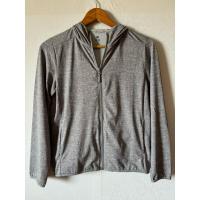 ราคา Uniqlo Airism Kid 150 เสื้อคลุมกันยูวี UV Protection สีเทาเข้ม สะอาดไม่ย้วย สภาพใหม่กริบ ***มีรอยขาด 1 จุด (29225283057)