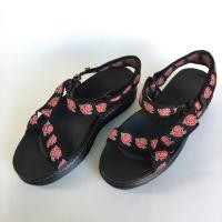 ราคา รองเท้ารัดส้นตีนตุ๊กแก SNRD MADE IN KOREA สูง 1.5 นิ้ว เบอร์ 39 (884446642)