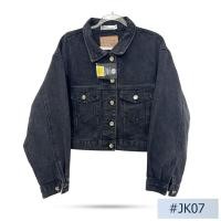 ราคา นิยมยีนส์ Niyom jeans รุ่น JK07 เสื้อแจ็คเก็ตยีนส์ Niyom jeans สียีนส์ดำมีกระเป๋าหน้า 2 ข้าง (24905333434)