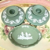 ราคา 3 pcs Wedgwood Jasperware Sage Green Set เซ็ต จาน เชิงเทียน (18153056696)