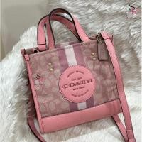 ราคา ✅ พร้อมส่ง กระเป๋า Coach ทรง Tote สีชมพู ผ้าสลับหนัง (มือสอง งานตู้ลุ้น) (26683921763)