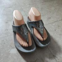 ราคา ***รองเท้าแตะเพื่อสุขภาพยี่ห้อ fitflop แท้ (มือสอง) (ราคามือหนึ่ง 4,990 บาท) (27609649793)