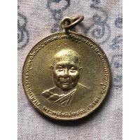 ราคา พระเหรีญหลวงพ่อจาด กะไหล่ทองเก่า (27770798409)