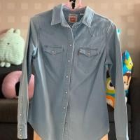 ราคา เสื้อเชิ้ตยีนส์ Levi’sแท้ (7811397374)