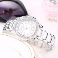 ราคา GEDI Watch รุ่น YH-3200 หน้าปัดสไตล์ปาเต๊ะ สีเงิน หน้าปัดขาว งานเกาหลี กันน้ำได้ แถมฟรีถ่านสำรอง 1 ก้อน (1271966662)