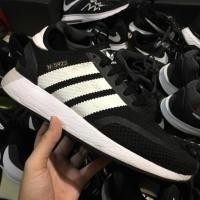 ราคา รองเท้ามือสองของแท้ Adidas iniki runner สภาพ80% (2373566684)