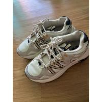 ราคา รองเท้าfila ของแท้100% (23263043039)