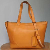 ราคา Bally yellow tote 2 way bagแท้ (24925602881)