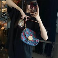 ราคา กระเป๋า denim จากคอลเล็กชัน Takashi Murakami x LV ดีไซน์น่ารักและหรูหรา (48955098394)