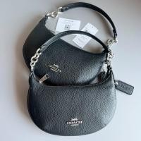 ราคา [พร้อมส่ง] ของแท้100% New Coach Payton mini Hobo bag สีดำ นำเข้าจาก (22262366240)