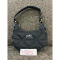 ราคา กระเป๋า LYN สะพายข้างสีดำ แท้ 1300 บาท (29553348429)