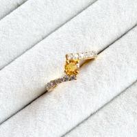 ราคา แหวนเงินแท้ 925 ฝังพลอยบุษราคัม(Yellow Sapphire) บ่าข้างเพชร cz (29284278666)