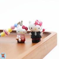 ราคา mini model Hello Kitty figure holding lollipop 2022 from Japan Sanrioพวงกุญแจ คิตตี้ ของฝากจากญี่ปุ่น ซานริโอ้ (14296087671)