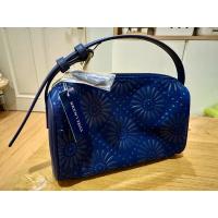 ราคา กระเป๋าแถม กระเป๋าเครื่องสำอาง Estee Lauder (24618859285)