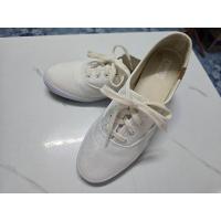 ราคา รองเท้าผ้าใบสีขาว ยี่ห้อ Keds ไซส์ 38 (27121402949)