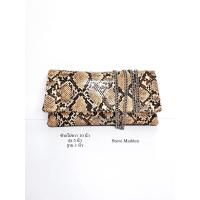 ราคา กระเป๋ามือสอง ราคา 299 บาท ทรงครอสบอดี้ หนัง PU พิมพ์ลายงู สายโซ่ถอดออกถือเป็นครัชท์ได้ แบรนด์ Steve Madden (19375807637)