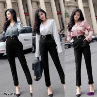 ราคา ชุดใส่ทำงาน ชุดทำงานราคาถูก Set เสื้อแขนยาวแต่งกระดุม + กางเกงขายาวทรงสูง (11817500110)