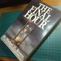 ราคา - หนังสือนิยาย (ภาษาอังกฤษ) The Final Hour (734896038)