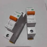 ราคา SCHNEIDER MCB 1p 16a Domae skhender MCB 1Phase 16Ampere C16 เดิม (49252867647)