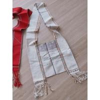 ราคา กระเป๋าสะพายข้างชาวเขา สีครีม (16395501498)