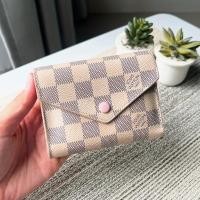ราคา Lv Victrorine wallet มือสองของแท้ค่ะ (รบกวนทั่กแชทก่อนสั่งค่ะ) (22852869401)