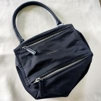 ราคา GIVENCHY รุ่น Pandora มือสอง งานคัดตู้ฯ (17794867357)