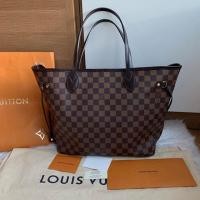 ราคา Like new Lv neverfull mm dc17 สภาพสวยเลยค่า ยังใหม่ ลายชัด หนังทรงแข็งสวย หูจับแข็ง มุมไม่ถลอก ภายในสะอาด (2680441278)