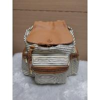 ราคา กระเป๋า​Tory burch ของแท้​ หนังแคนวาส​ สภาพดี​ อะไหล่ทอง​ ขนาดฐาน12นิ้ว​ สูง13นิ้ว​ ตัวหนังสีลายสีขาว​ มีสีดูดเหลืองอ่อน (8210110604)