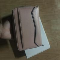 ราคา กระเป๋า. ตังต์ elle ของแท้ มือสองสภาพดี ใช้งานไม่กี่ครั้ง (2414964203)