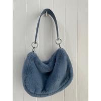 ราคา New กระเป๋าสะพายไหล่/crossbody ขนนุ่ม primark uk *ตำหนิสายเปื้อน 1 จุด (20790917261)