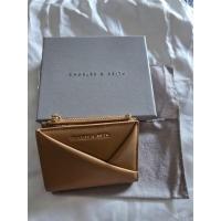 ราคา กระเป๋าตังผู้หญิง CHARLES&KEITH แท้ มือสอง สภาพดี ดูก่อนสั่งซื้อ (26928879215)