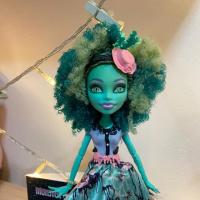 ราคา Monster High Frights Camera Action Honey Swamp (6942670054)