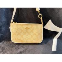 ราคา กระเป๋า Coach Nolita 19 #แท้100% มือ 2 (29762714077)