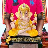 ราคา NMT8 พระพิฆเนศปางอินเดีย ประทับนั่งประทานพร พระวรกายสีเนื้อชุดสีเหลือง หน้าตักประมาณ 7 นิ้ว งานเรซิ่นสวยงามพรีเมี่ยม (23274603482)