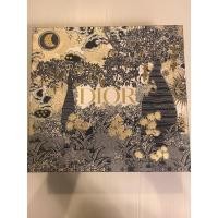 ราคา DIOR sz 12x12x4”นิ้ว กล่องกระดาษ Dior แท้100%มีกระดาษห่อด้านใน (25762512470)