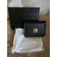 ราคา New MCM Wallet ของแท้ % หนังปั๊ม สีดำ (51702721013)