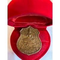 ราคา No1104 หลวงพ่อโสธร รุ่นสร้างพระอุโบสถ ปี 2538 เนื้อกระเบื้องหลังคาโ บสถ์ (28418841526)