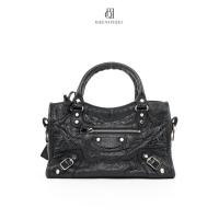 ราคา [ของแท้] BALENCIAGA CITY CLASSIC MINI BLACK CALF SHW มีใบรับประกัน ตรวจสอบได้ทุกใบ ✅ (44850382769)