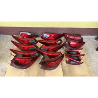 ราคา ไฟท้าย Mazda 2 sky แท้มือสอง สภาพสวย (27564631102)