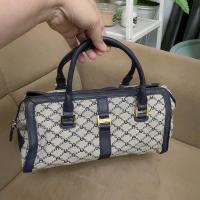 ราคา Preloved ENTINE AIGNER TOP HANDLE BAG ต้นฉบับ (10176347616)