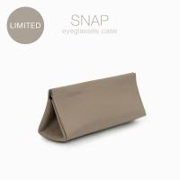 ราคา labrador SNAP eyeglasses case กล่องใส่แว่นตาหนังแท้ (LAA172) (7327310362)