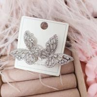 ราคา ต่างหูเคลือบทองขาวผีเสื้อเพชรCZเพชรเกาะหนามเตยเงาเล่นไฟงานดีมากใส่ได้ทุกโอกาส (2691935277)