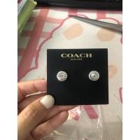 ราคา coach ต่างหูติดหูสีเงินแต่งเพชร ราคา 250฿ (23529951498)